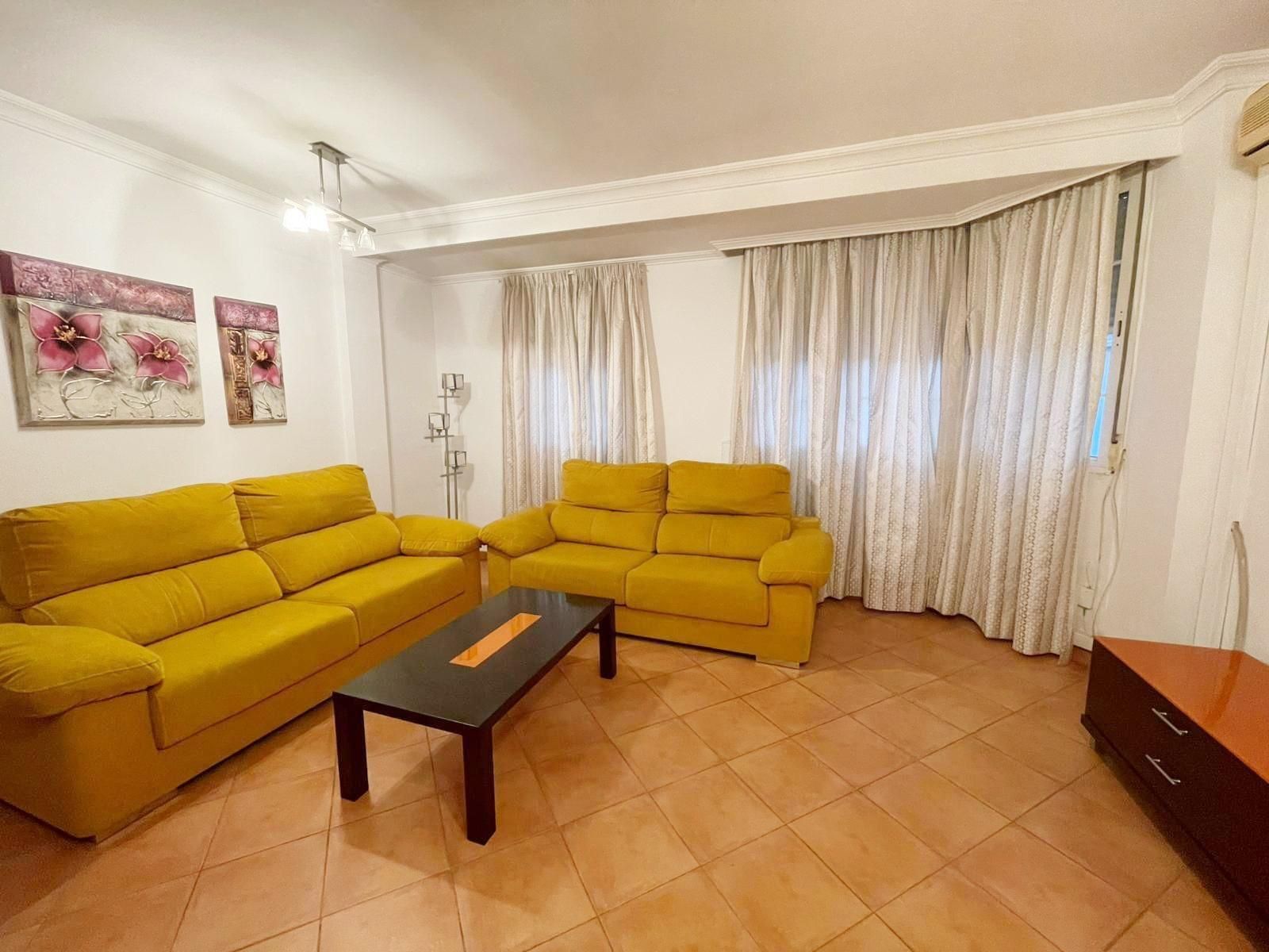 Sala d'estar de Pis en venda en  Huelva Capital amb Aire condicionat