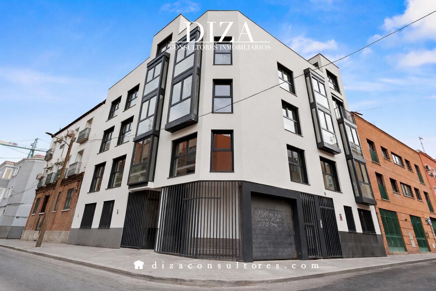 Vista exterior de Planta baja en venta en  Madrid Capital con Aire acondicionado y Terraza