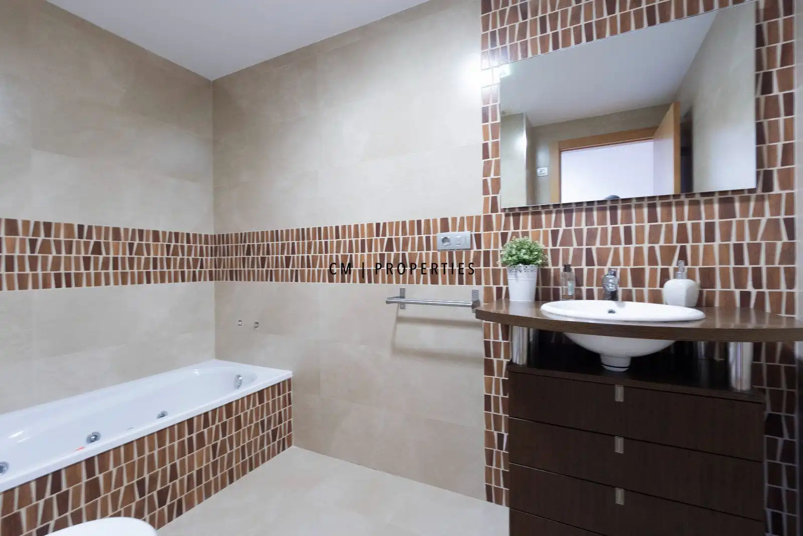 Baño de Piso de alquiler en Sagunto / Sagunt con Calefacción, Horno y Lavadora