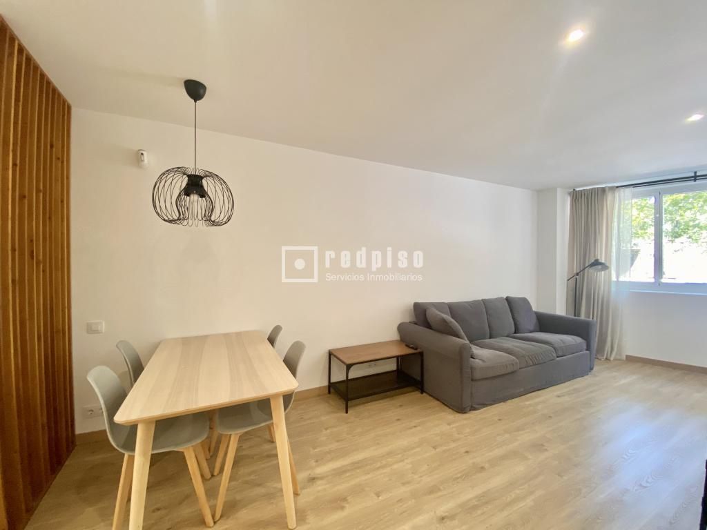 Sala de estar de Piso en venta en  Barcelona Capital con Aire acondicionado, Calefacción y Alarma