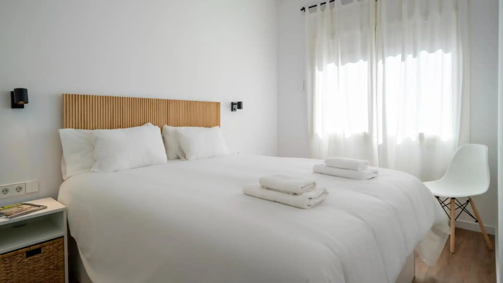 Bedroom of Apartments for rent in  Barcelona Capital  with Air Conditioner, Heating and Furnished
