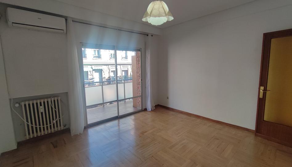 Photo 1 of Apartment for sale in Calle de Martín de Vargas, Acacias, Madrid