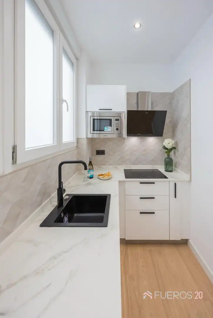 Cocina de Piso en venta en Getxo  con Calefacción y Amueblado
