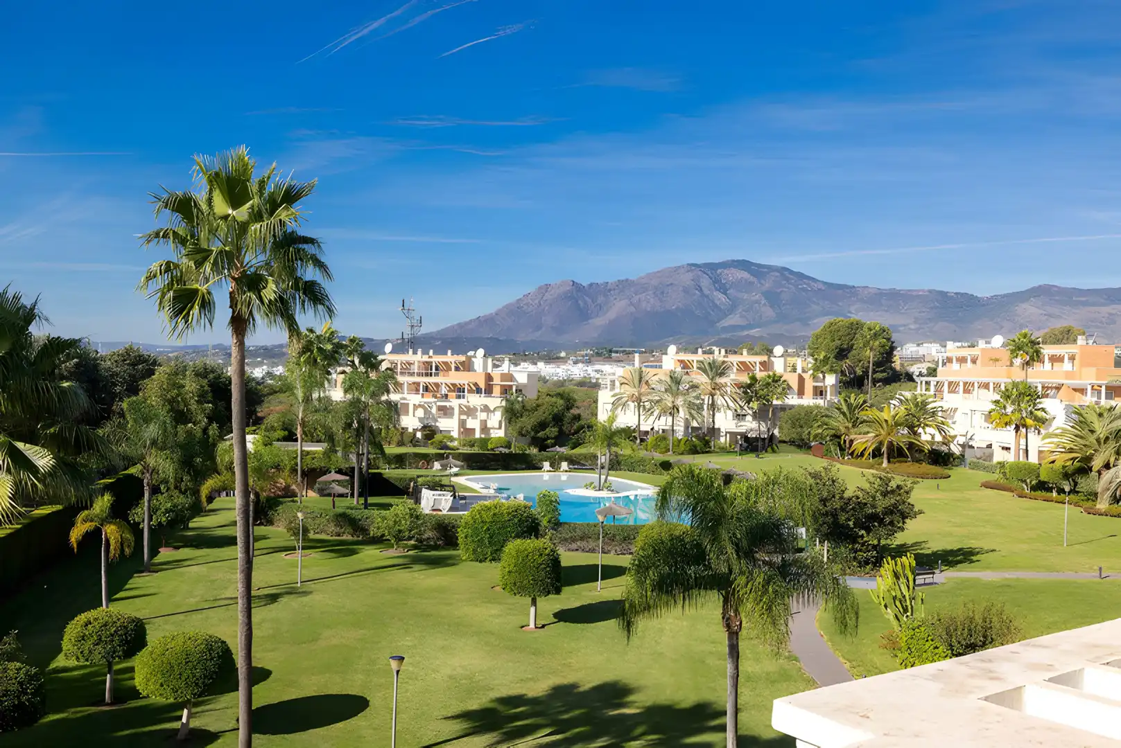 Àtic amb piscina en venda a Estepona Pueblo, imagen 15