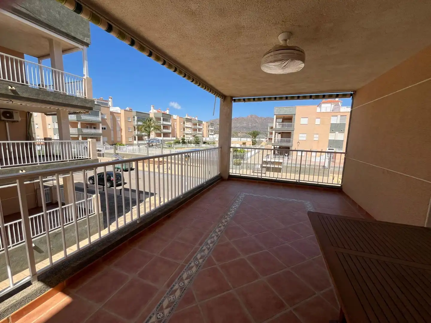 Außenansicht von Wohnung zum Verkauf in Pulpí mit Klimaanlage, Privatgarten und Terrasse