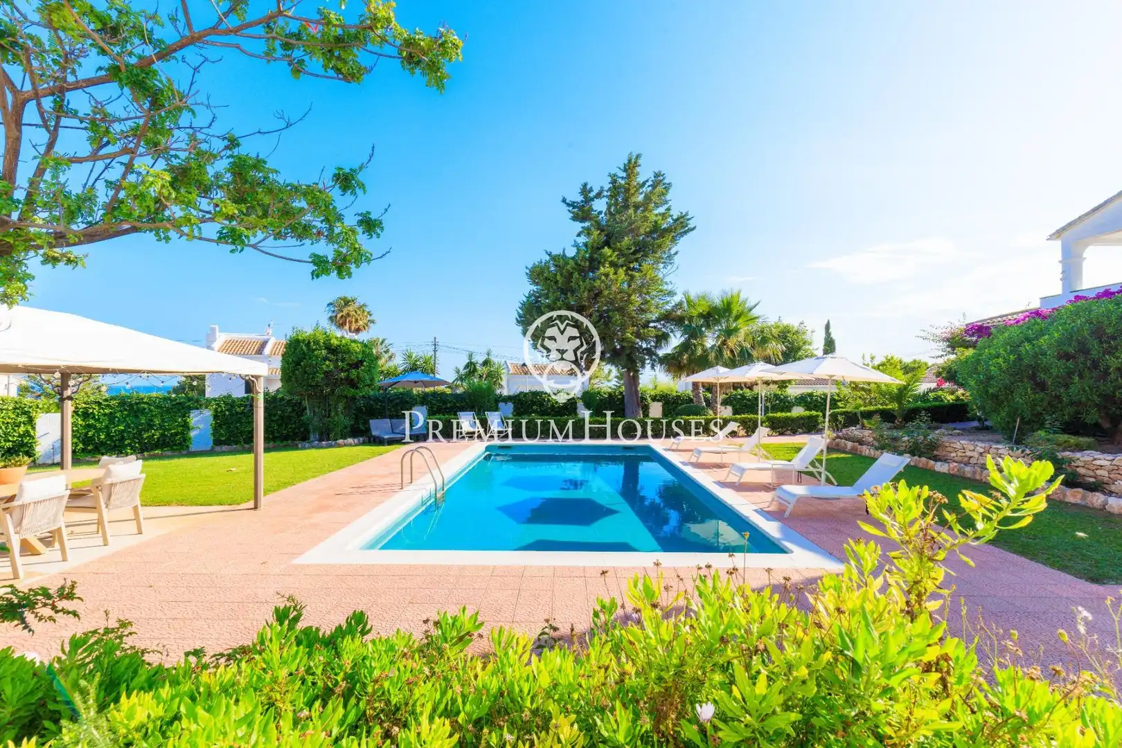 Vista exterior de Casa o chalet de alquiler en Cunit con Aire acondicionado, Calefacción y Jardín privado
