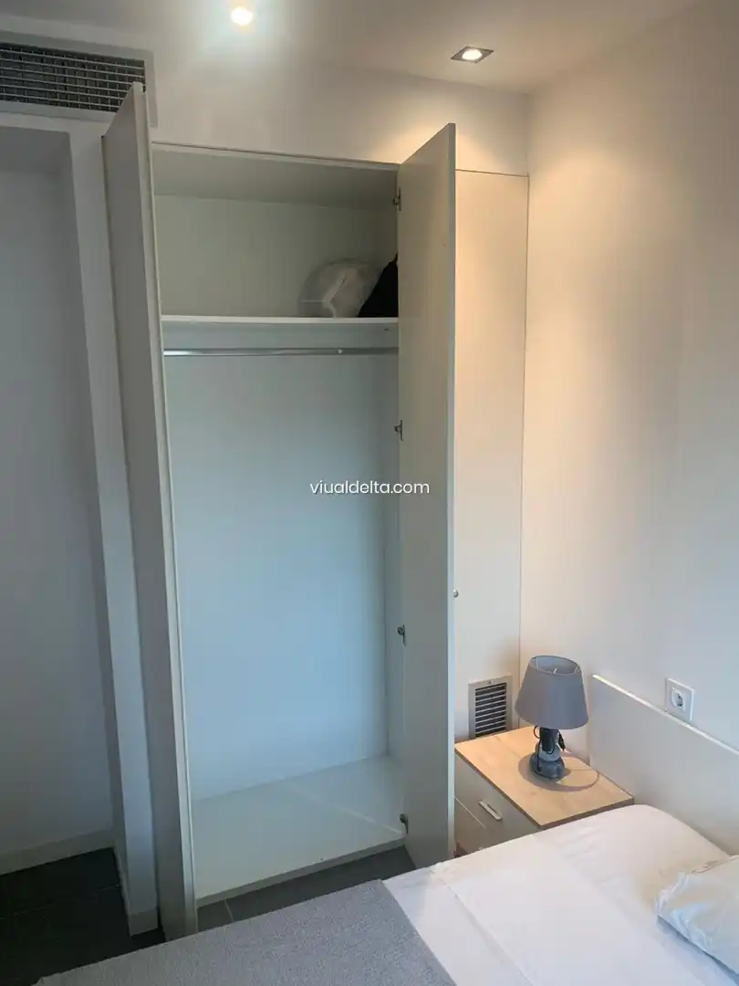 Habitación de Apartamento en venta en L'Ampolla con Aire acondicionado, Calefacción y Amueblado
