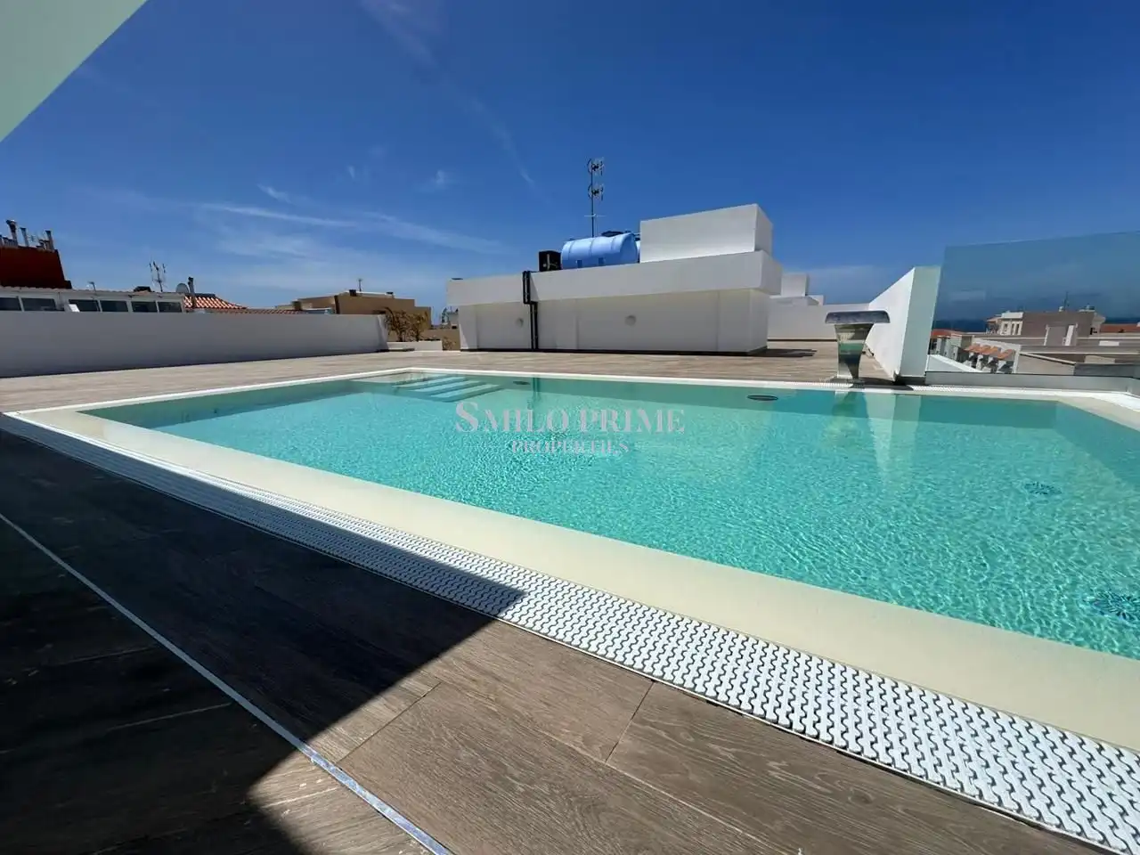 Schwimmbecken von Dachboden zur Miete in Guía de Isora mit Klimaanlage, Terrasse und Möbliert
