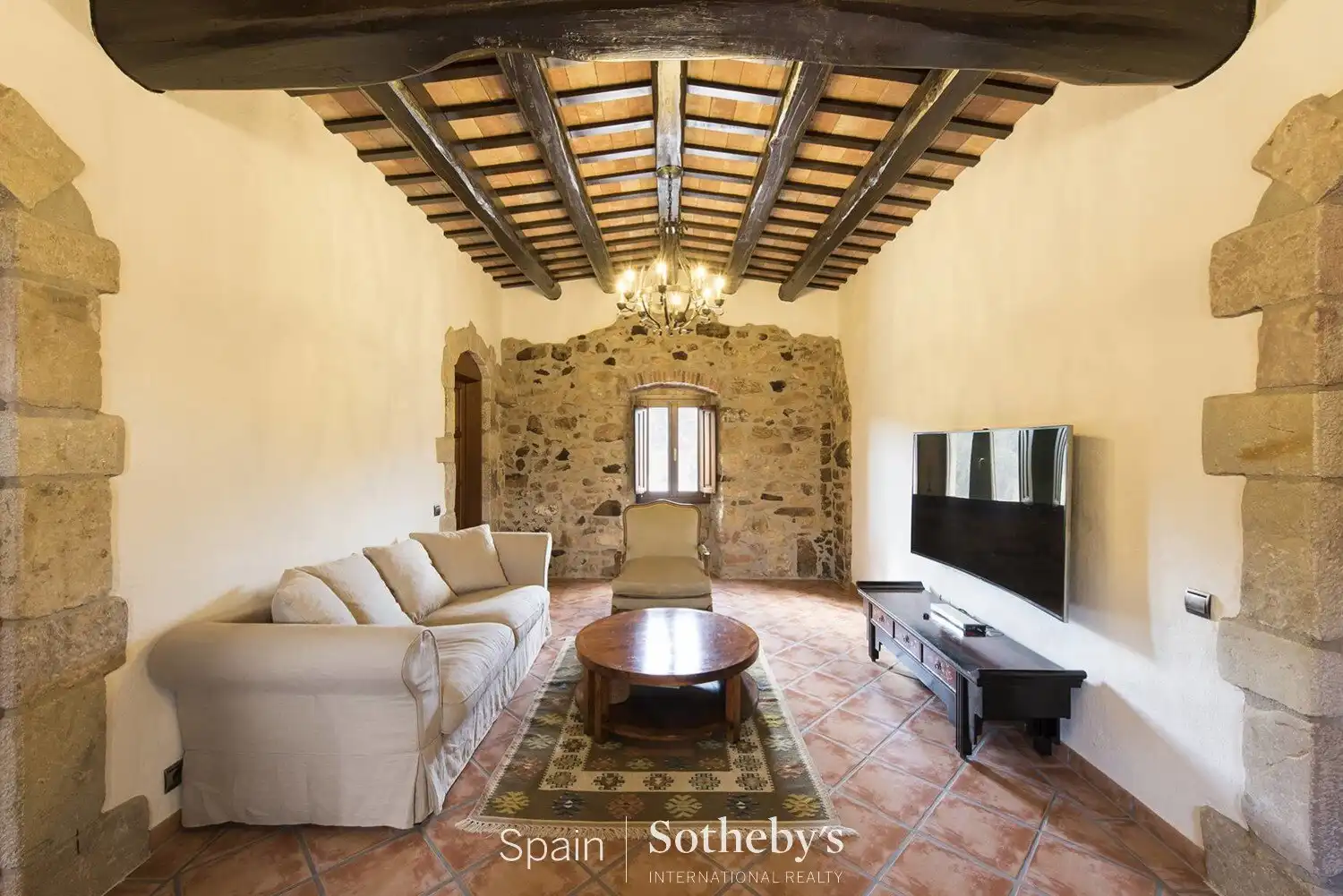 Sala d'estar de Finca rústica en venda en Castell d'Aro, Platja d'Aro i s'Agaró amb Calefacció, Jardí privat i Terrassa