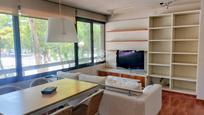Sala d'estar de Planta baixa en venda en  Barcelona Capital amb Aire condicionat