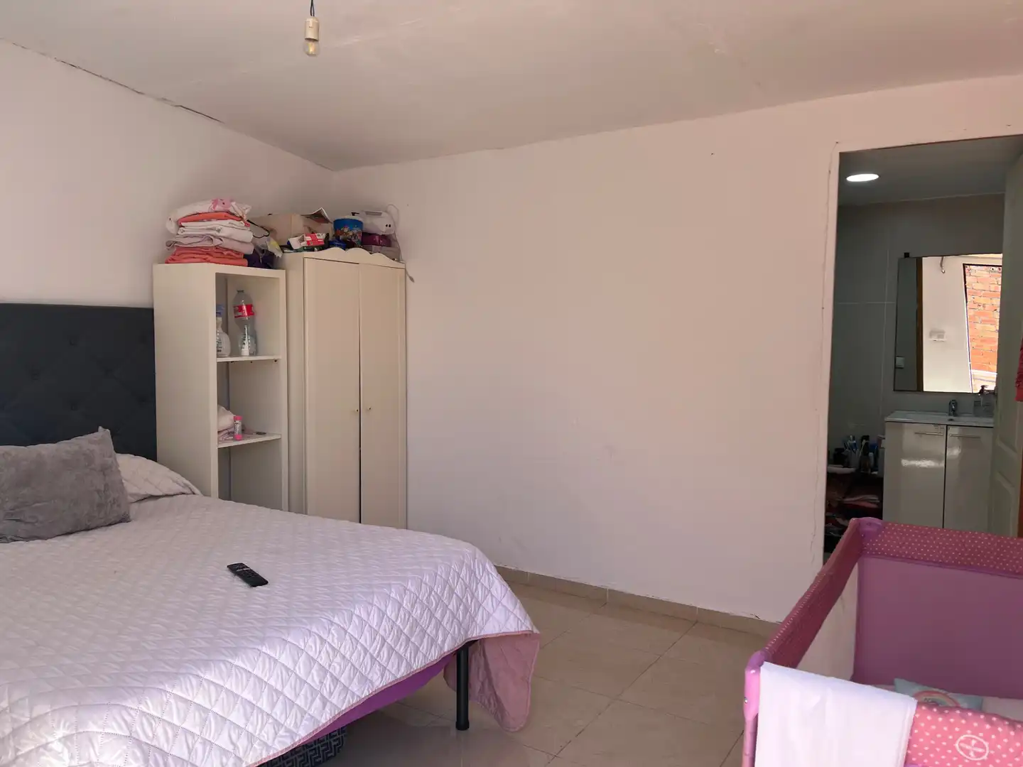 Detached homes for sale in Carrer de l'Almirall Requesens, Ponent