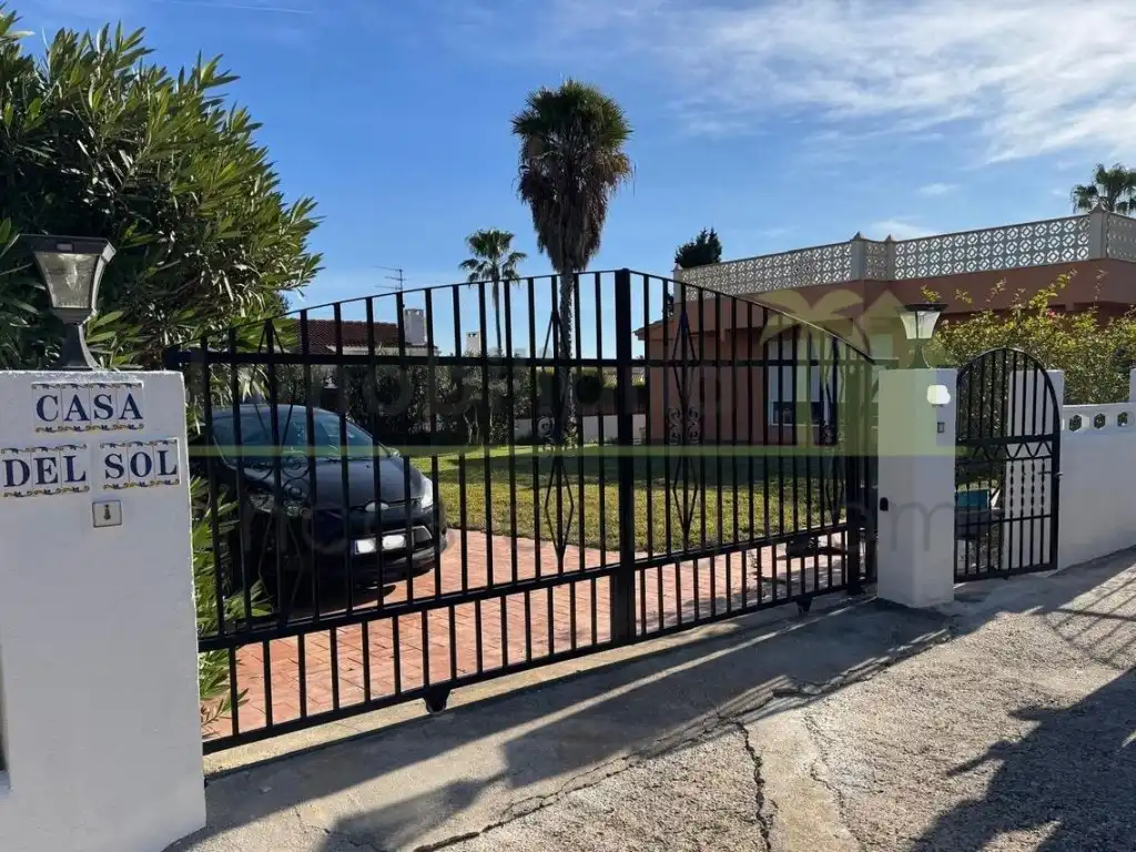 Casa con piscina in vendita a Las Atalayas - Urmi - Cerro de Mar, imagen 3
