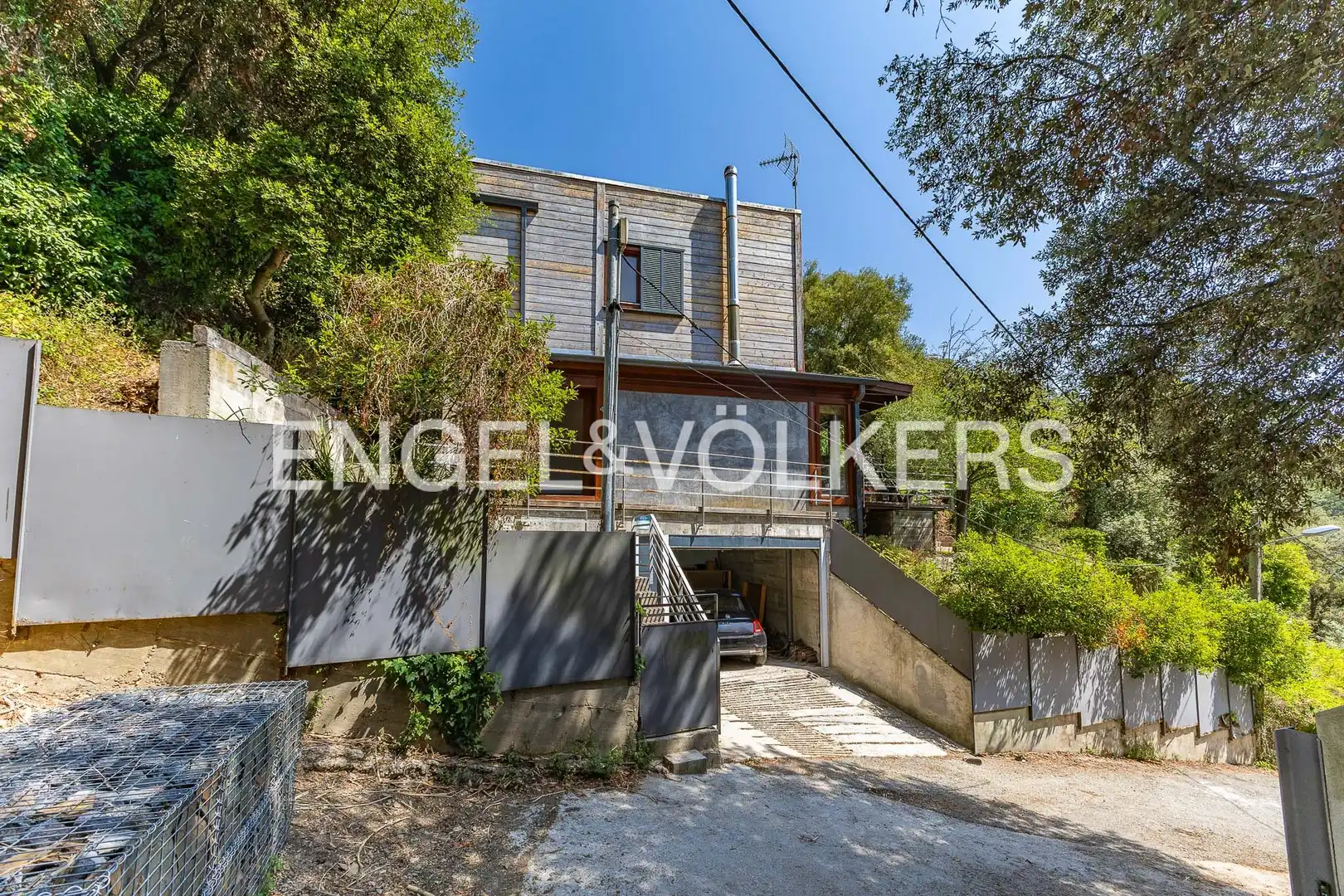 Vista exterior de Casa o chalet en venta en Barcelona con Calefacción, Jardín privado y Parquet