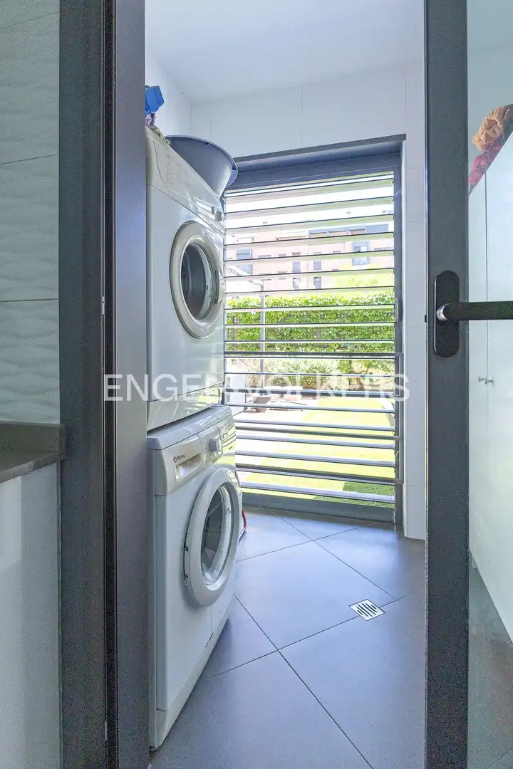 Terraza de Apartamento en venta en Madrid con Aire acondicionado, Calefacción y Jardín privado