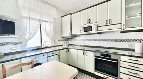 Foto 4 de Piso en venta en Fermin Lasuen Kalea, Zaramaga, Vitoria - Gasteiz