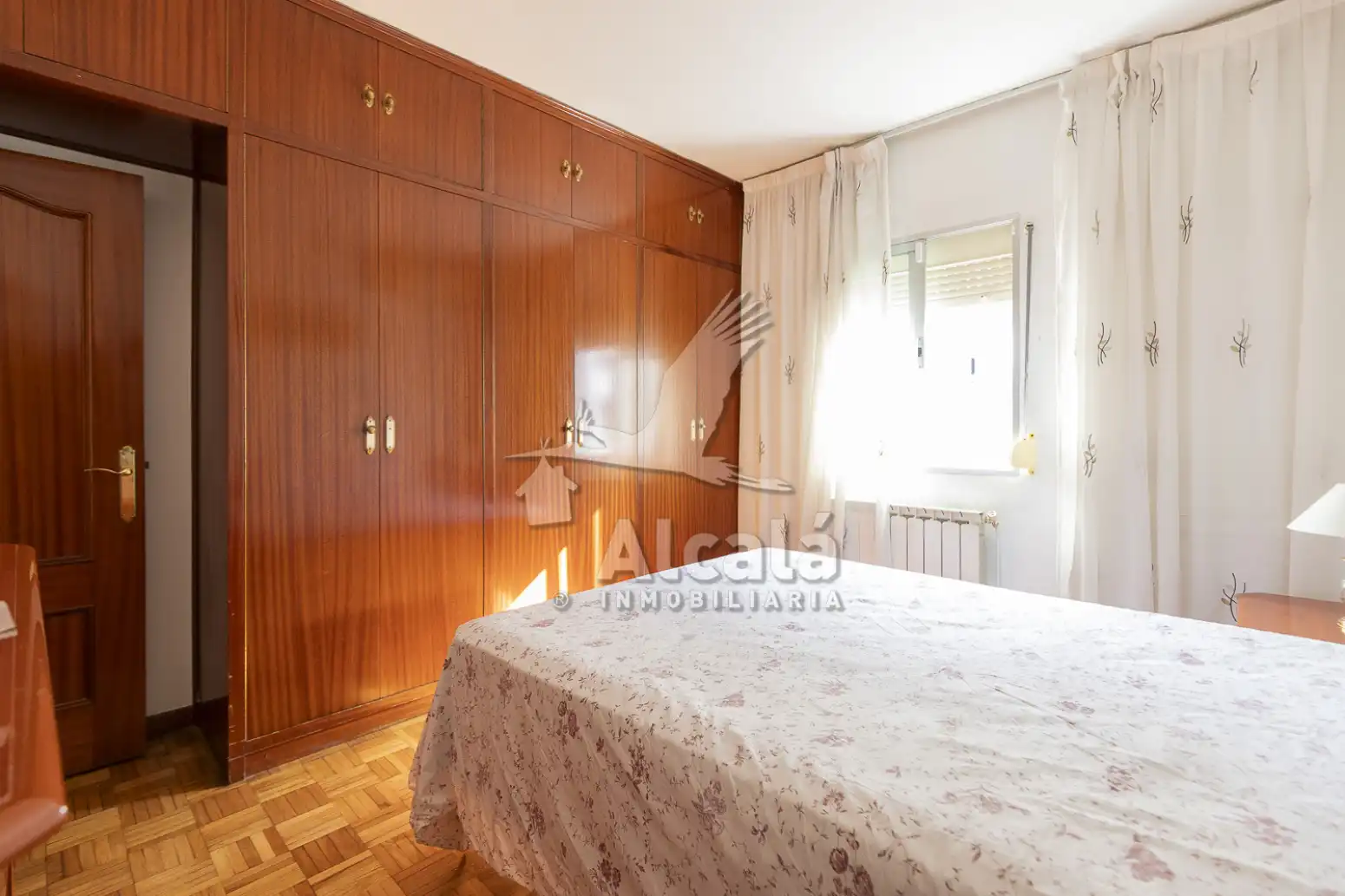 Bedroom of Flat for sale in Alcalá de Henares  with Air Conditioner, Heating and Parquet flooring