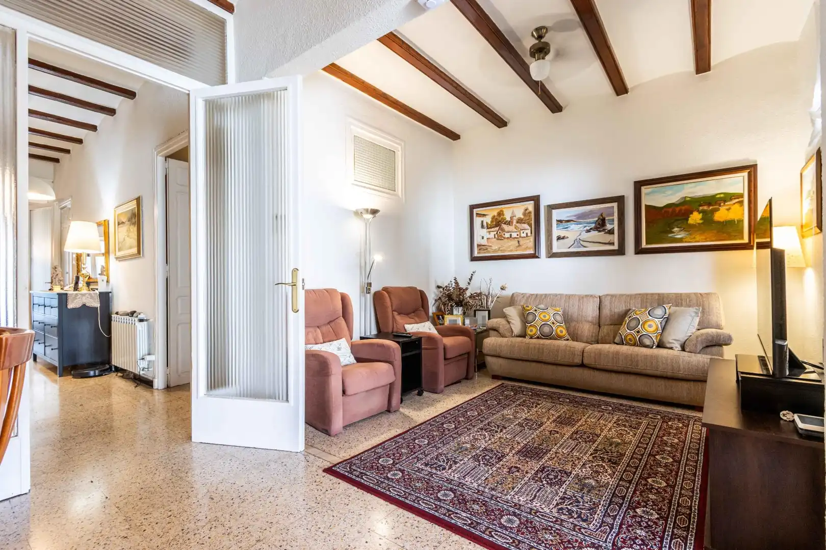 Sala d'estar de Casa o xalet en venda en Castellar del Vallès amb Aire condicionat, Calefacció i Jardí privat