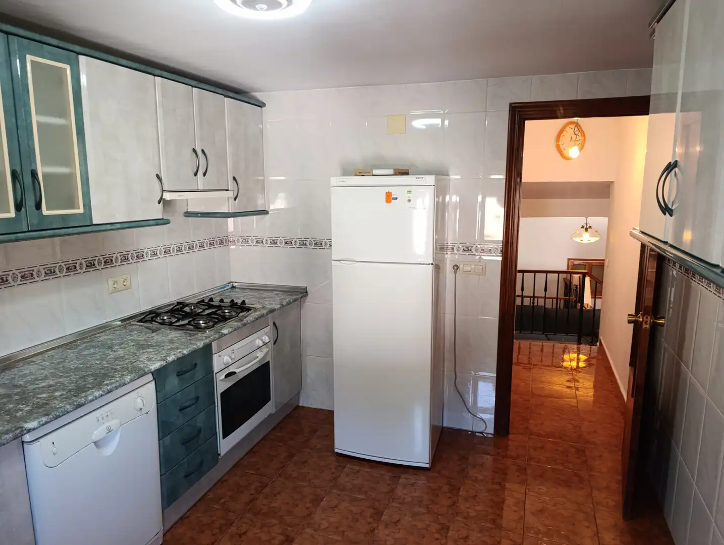 Kitchen of Houses for sale in Alcántara