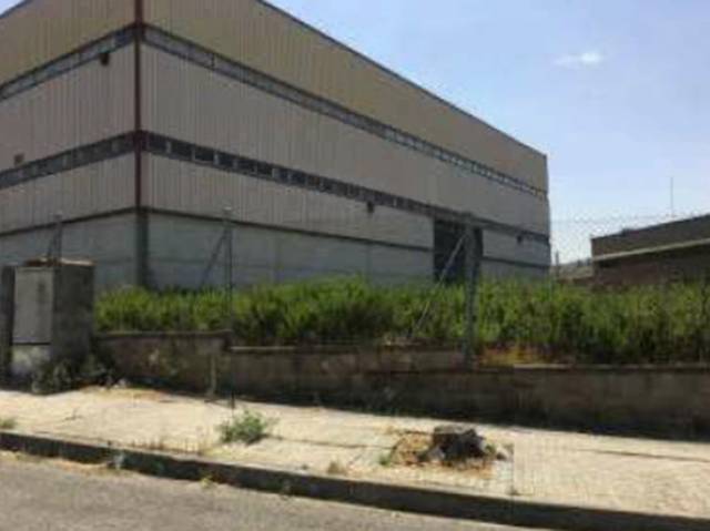 Nave industrial en Venta en CL Garraf  en Caldes de Montbui