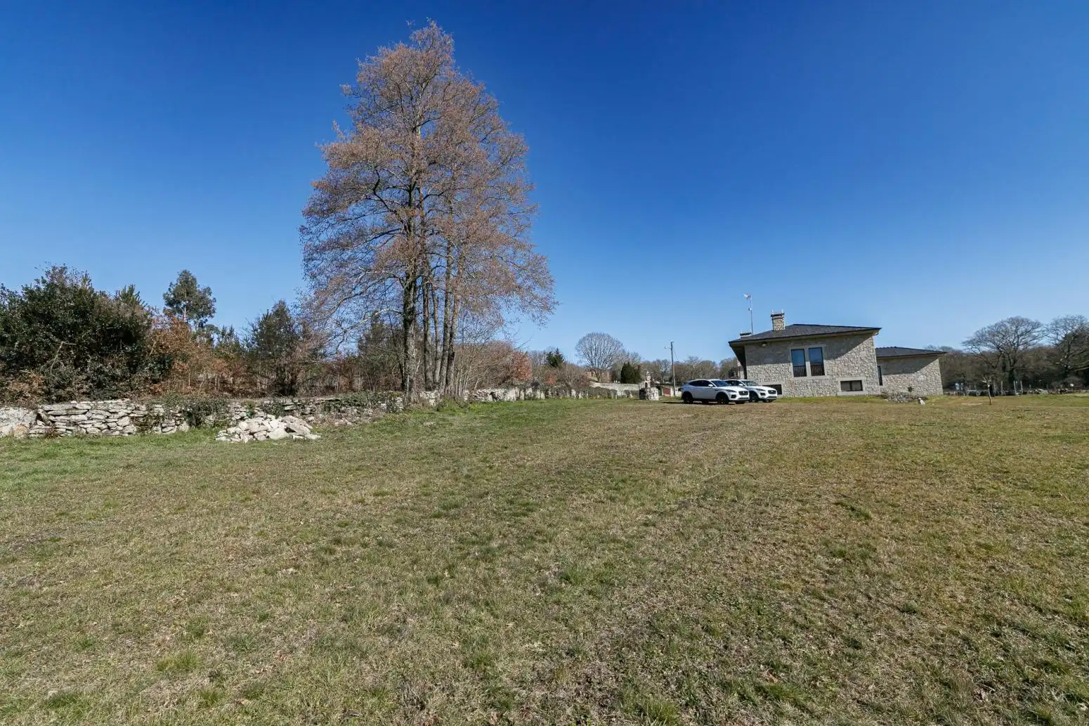 Houses for sale in Friol  with Heating, Private garden and Furnished