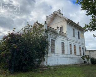 Vista exterior de Finca rústica en venda en Huévar del Aljarafe amb Jardí privat, Terrassa i Piscina