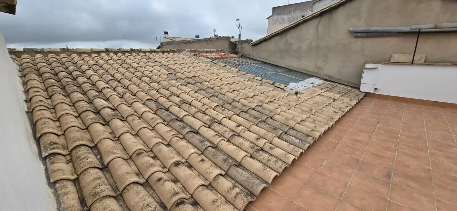 Vista exterior de Pis en venda en Úbeda amb Calefacció i Balcó