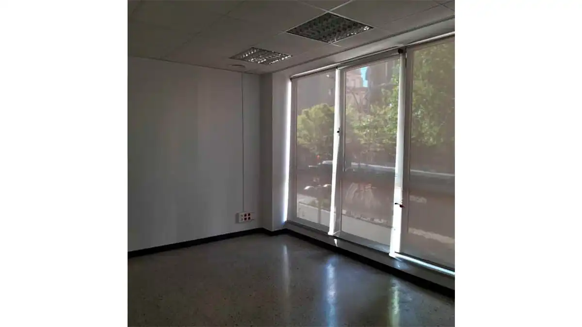 Büro zum Verkauf in PRAT DE LA RIBA, 78, Príncep de Viana - Clot -Xalets Humbert Torres