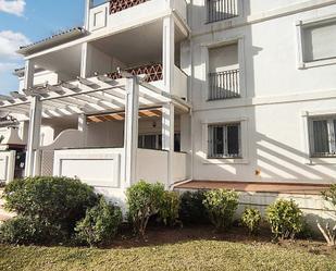 Exterior view of Apartment to rent in Marbella  with Air Conditioner, Terrace and Swimming Pool