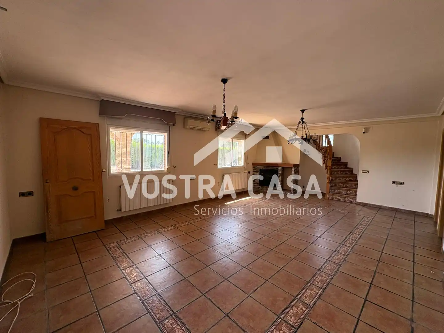 Flat for sale in Chiva  with Alarm