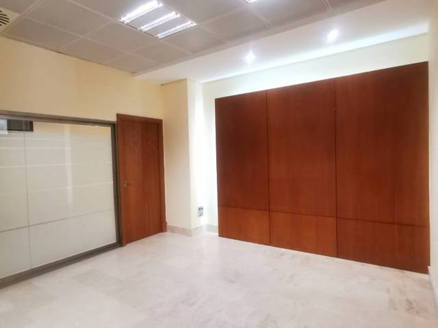 Oficina en Alquiler en Calle Larga, 58 en Centro