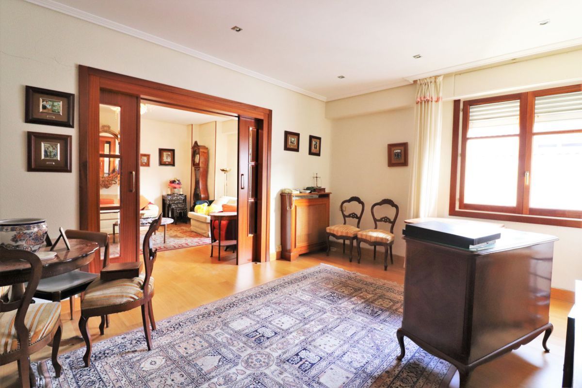 Flat for sale in Vitoria - Gasteiz  with Heating