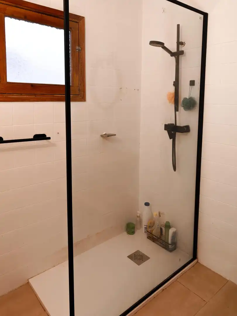 Bany de Casa adosada en venda en L'Ametlla de Mar  amb Aire condicionat, Calefacció i Jardí privat