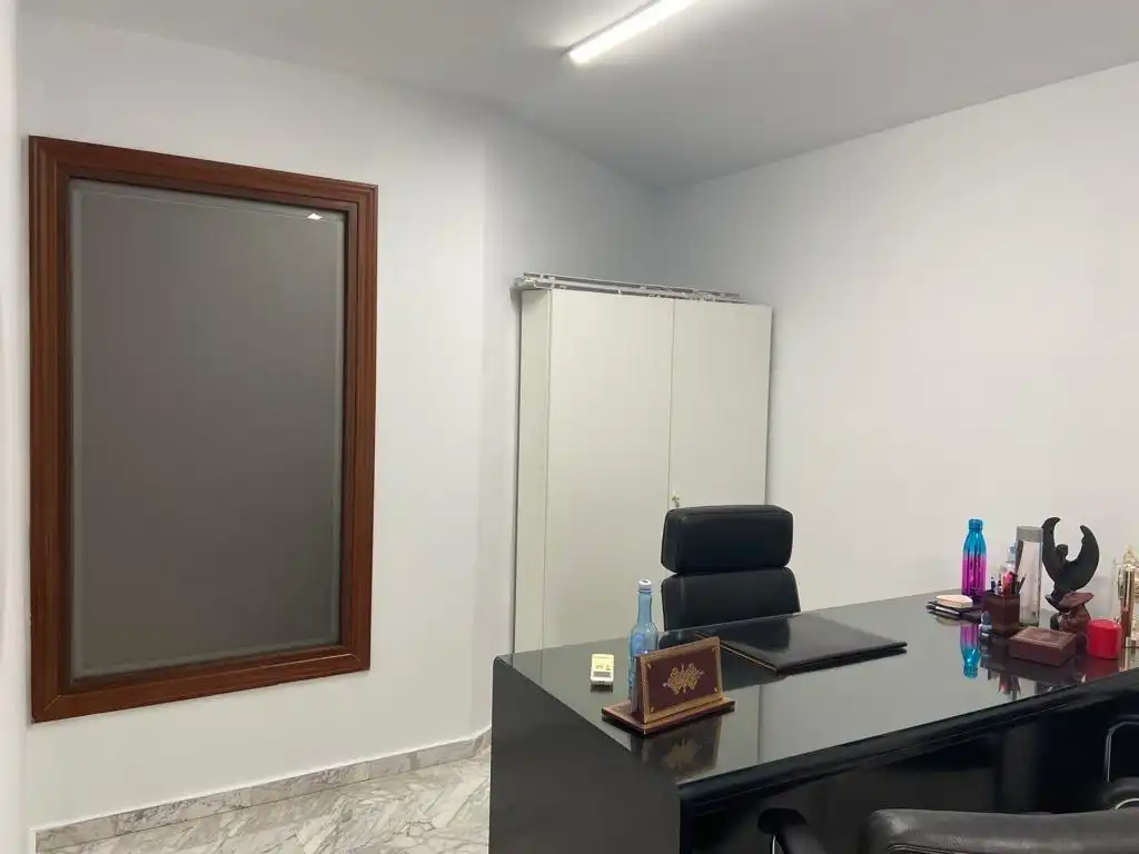 Ufficio in affitto a Casco Antiguo, imagen 4