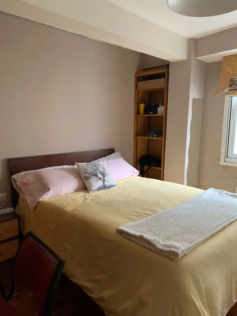 Habitación de Piso de alquiler en Santiago de Compostela  con Amueblado