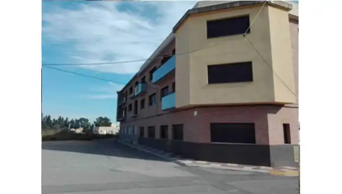 Vista exterior de Edifici en venda en L'Aldea