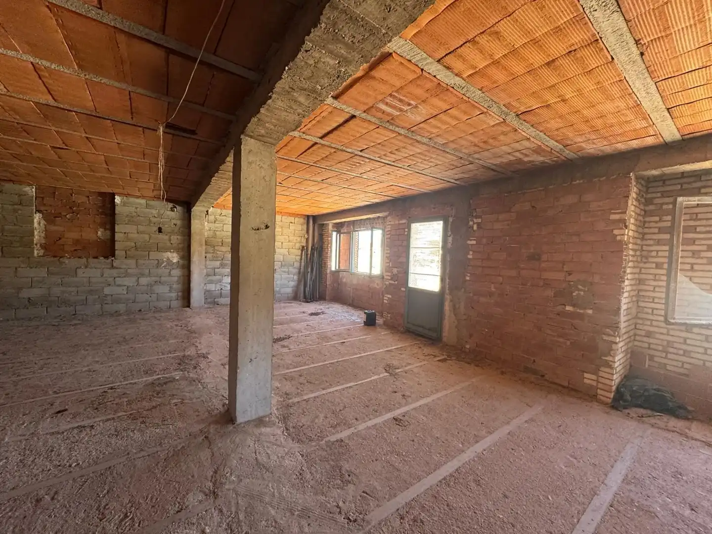 Nave industrial en venta en Illueca