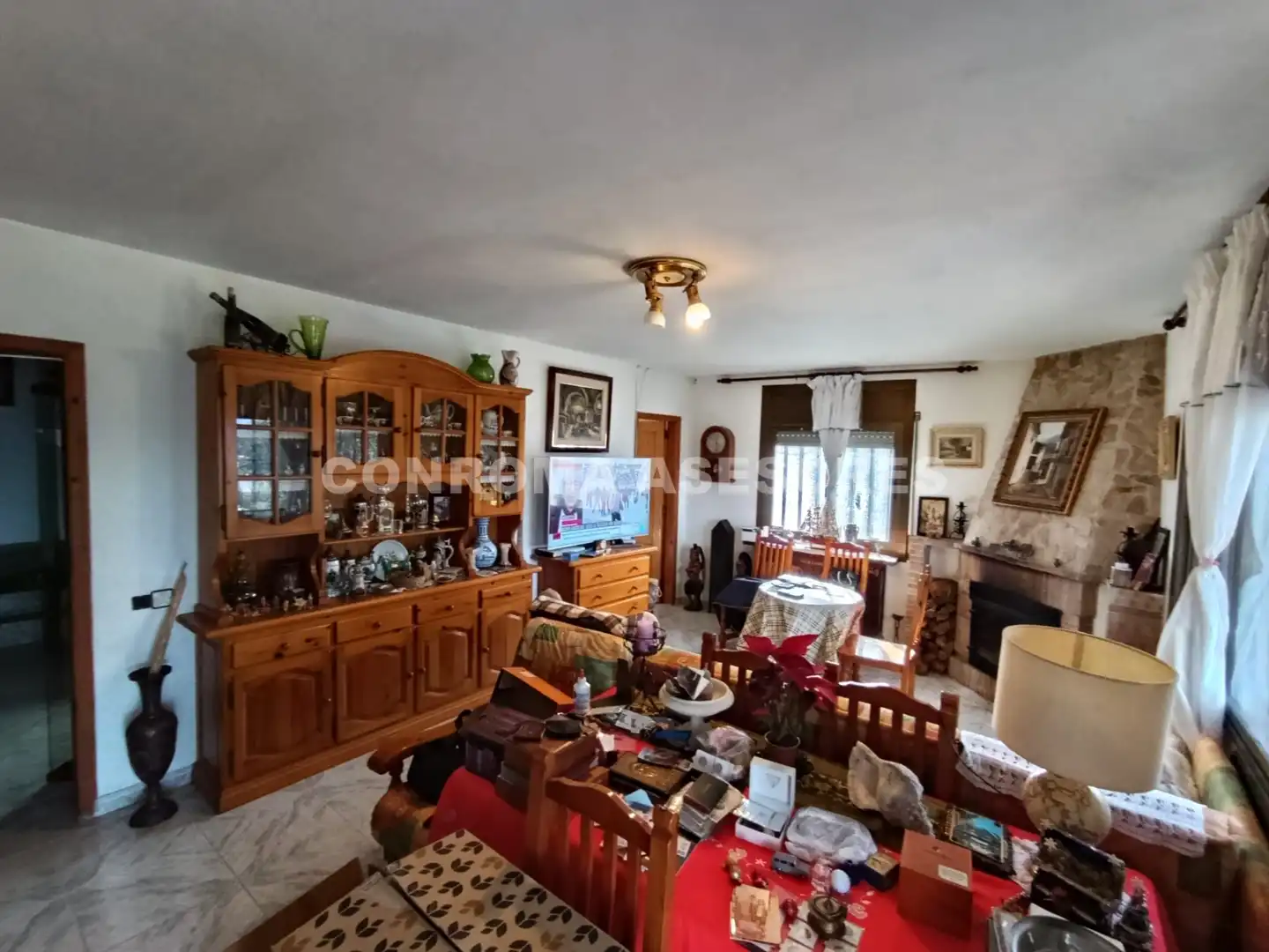 Casa amb terrassa en venda a Montbarbat, imagen 5