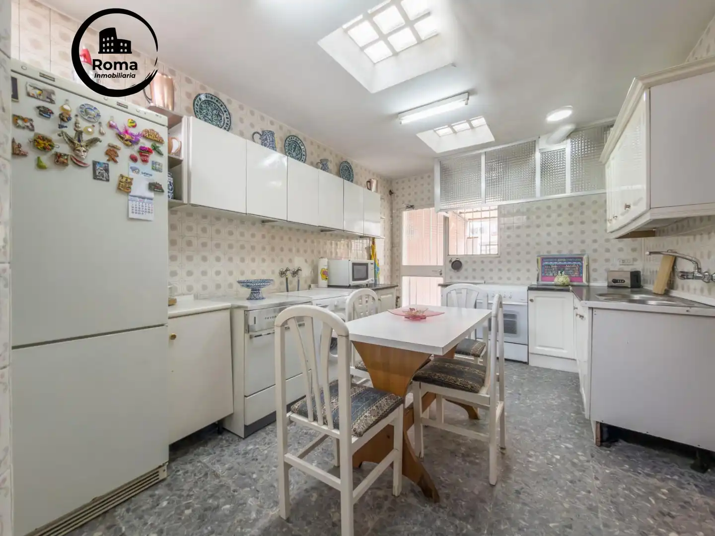 Kitchen of Houses for sale in Granada  with Terrace