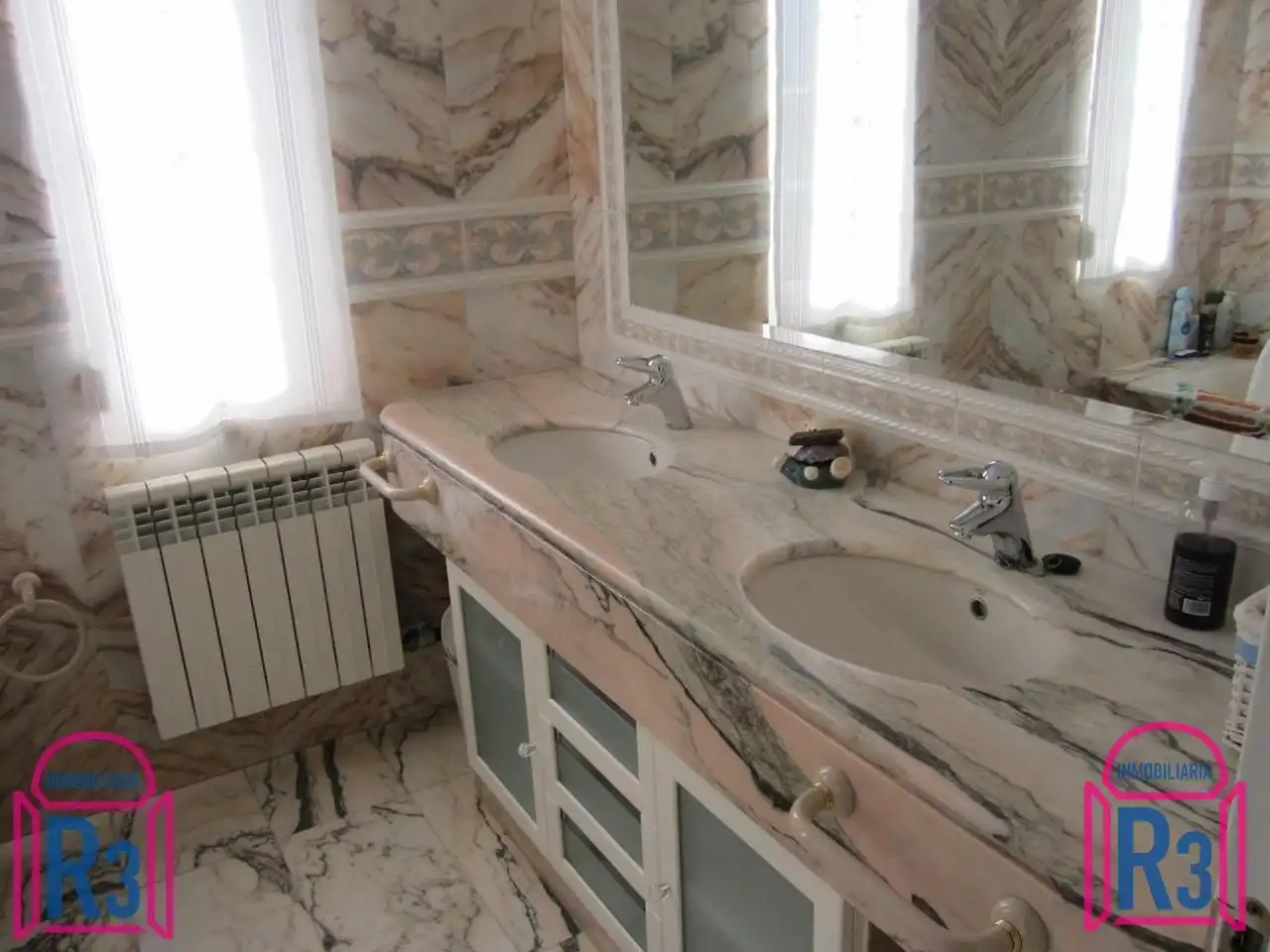Baño de Casa o chalet en venta en León Capital  con Calefacción
