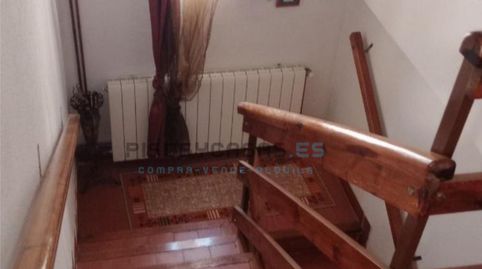 Foto 4 de Casa adosada en venda a Calle Zapaterias, 1, Landete, Cuenca