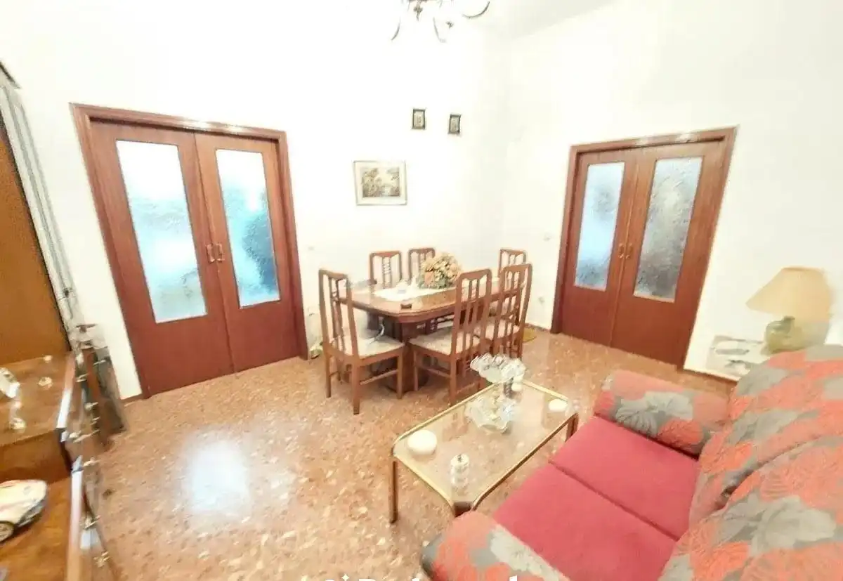 Sala d'estar de Casa o xalet en venda en Córdoba amb Aire condicionat