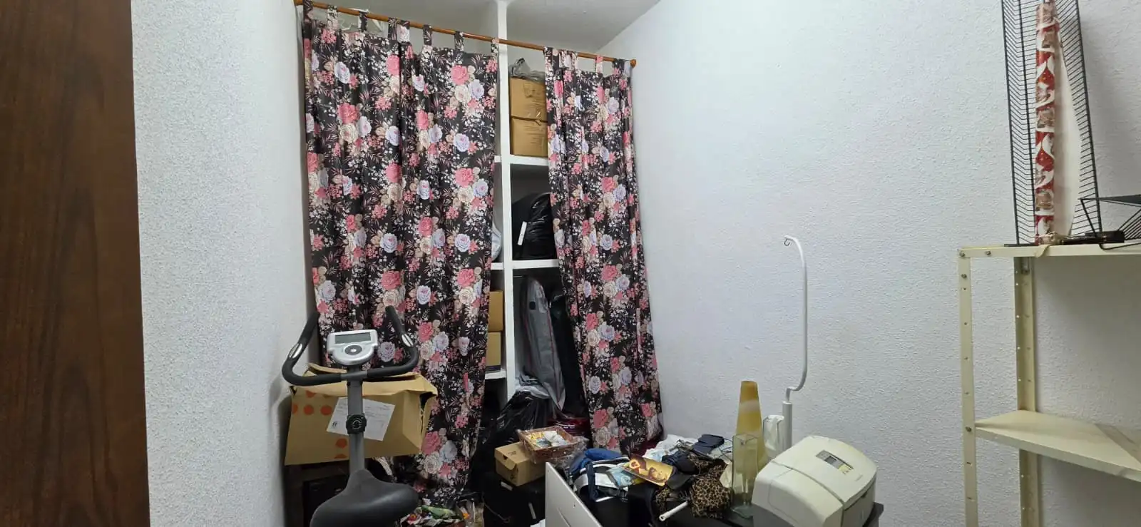 Dormitori de Casa o xalet en venda en Linares amb Terrassa, Traster i Forn