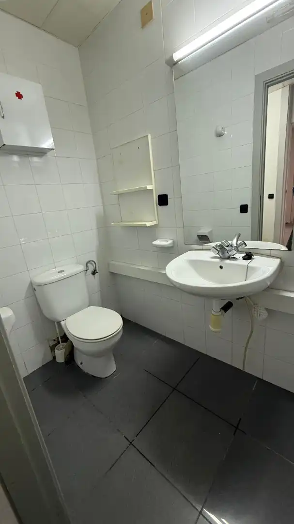 Baño de Local de alquiler en Tivissa