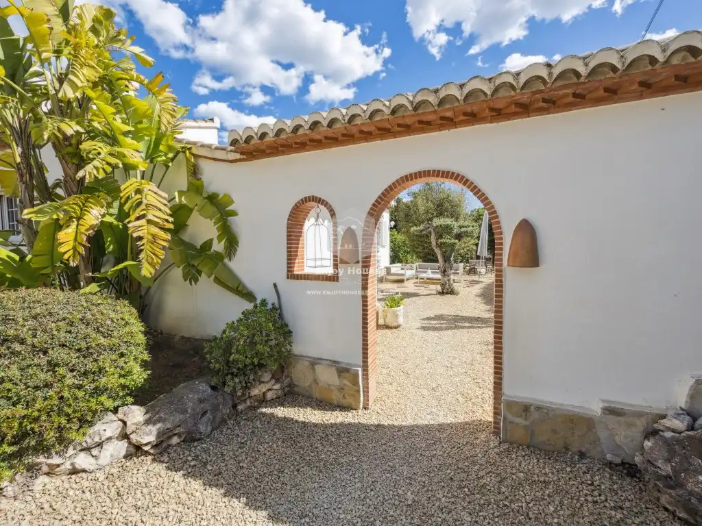Houses for sale in Camino Tarraulla, Partides comunes - Adsubia