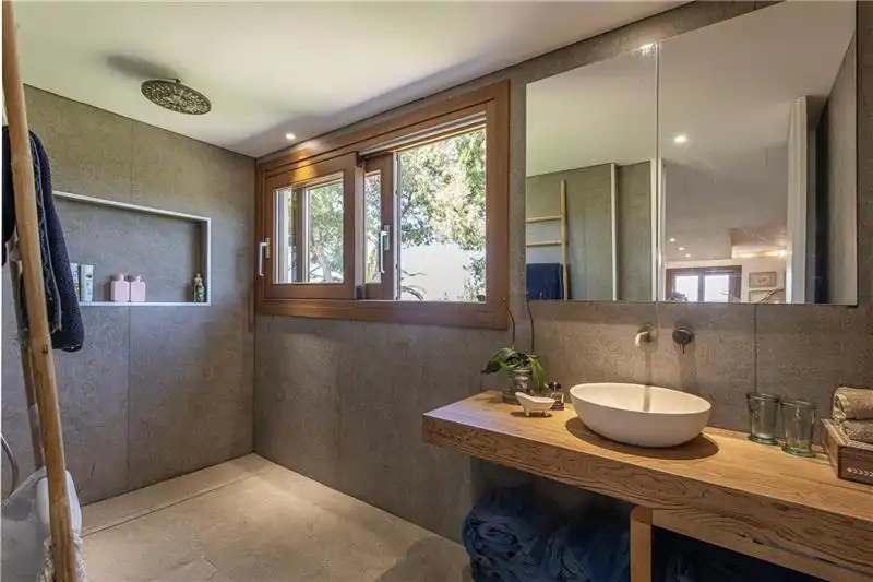Baño de Finca rústica en venta en  Palma de Mallorca con Aire acondicionado, Jardín privado y Parquet