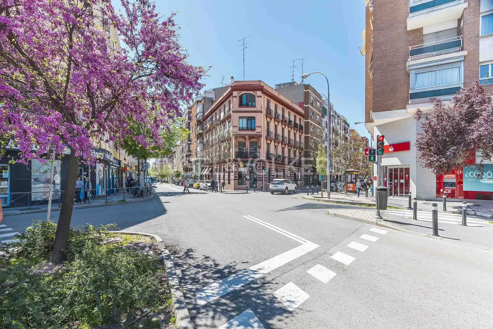Außenansicht von Wohnung zur Miete in Madrid mit Klimaanlage, Heizung und Schwimmbad