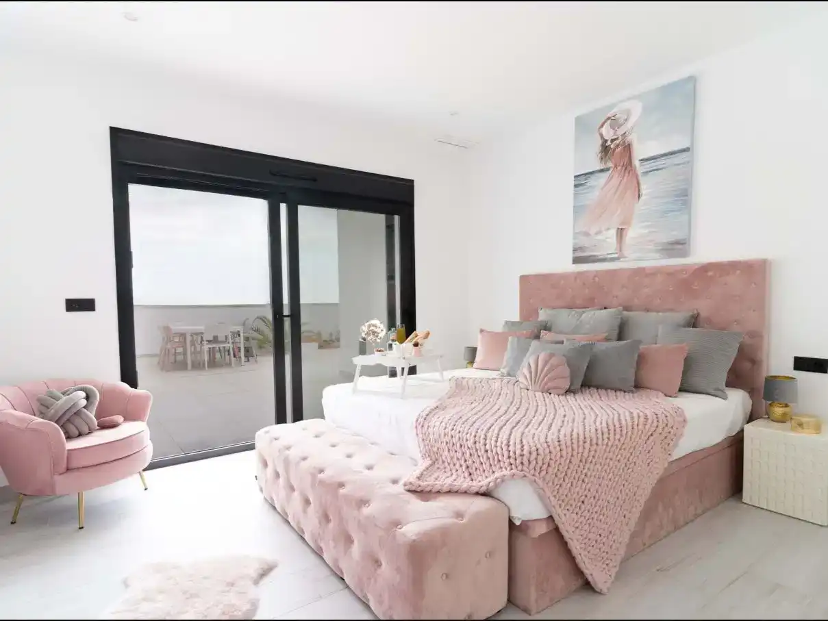 Schlafzimmer von Wohnungen zur Miete in Finestrat mit Klimaanlage, Schwimmbad und Balkon