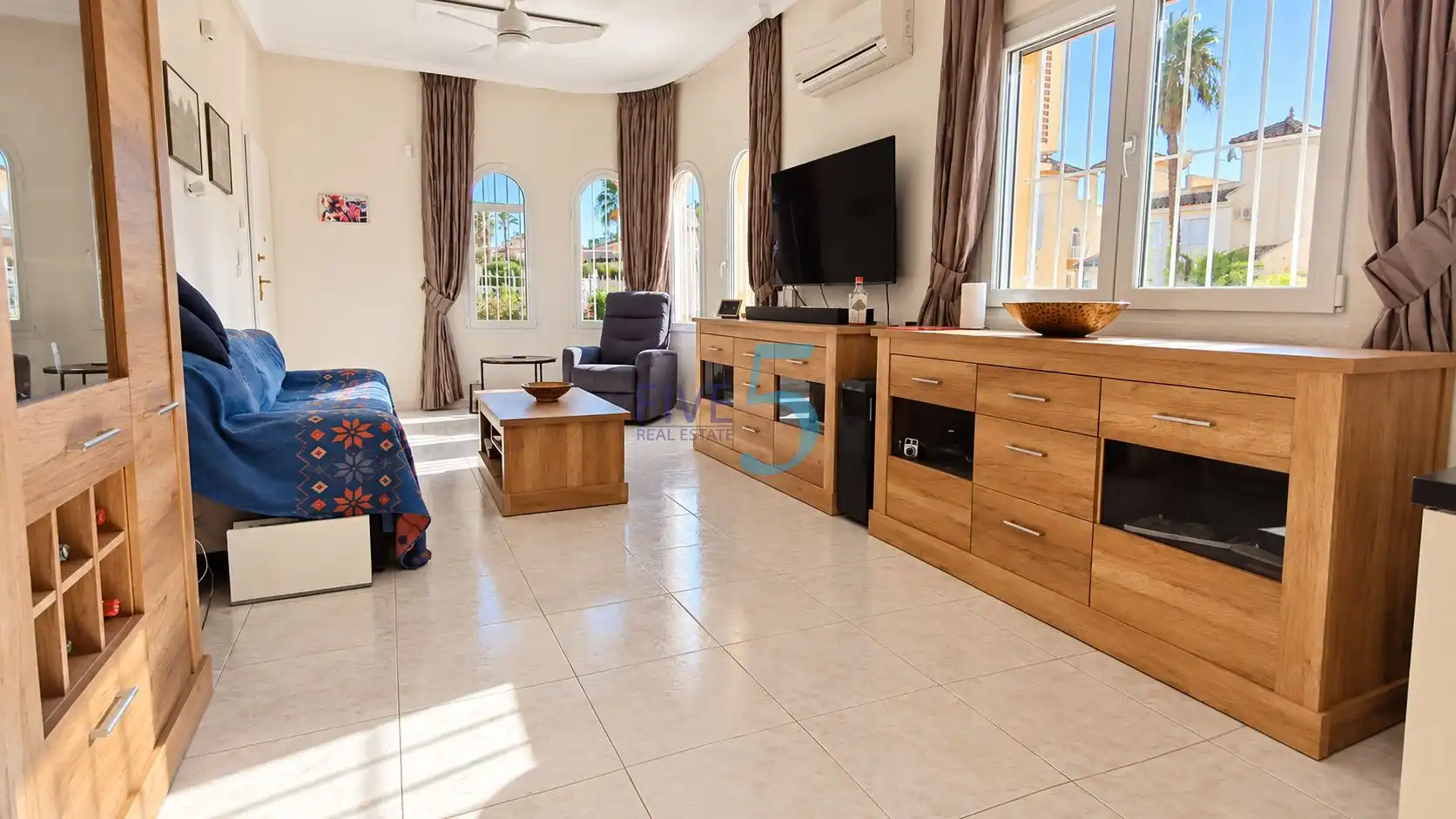 Sala d'estar de Casa o xalet en venda en Benimar