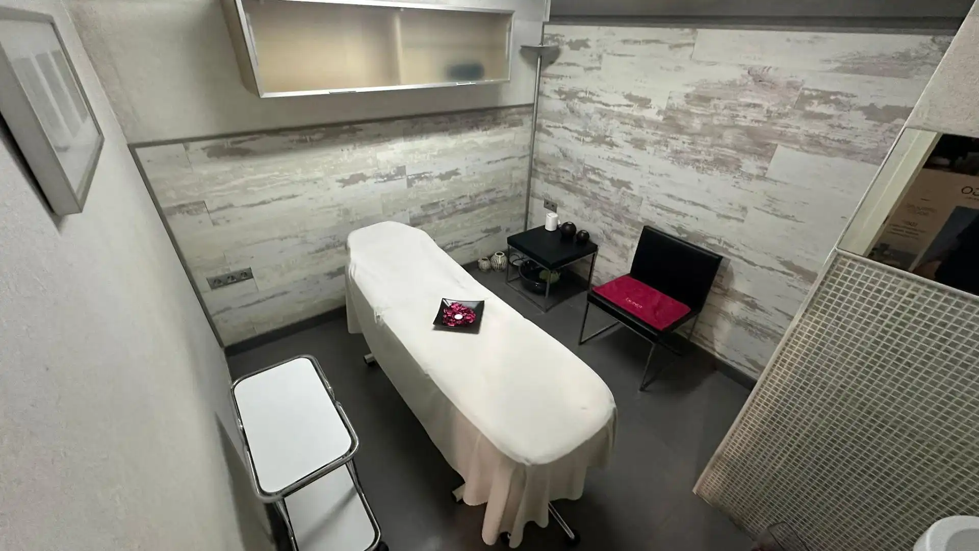 Business premises for transfer in Calle MIGUEL SERVET, imagen 10