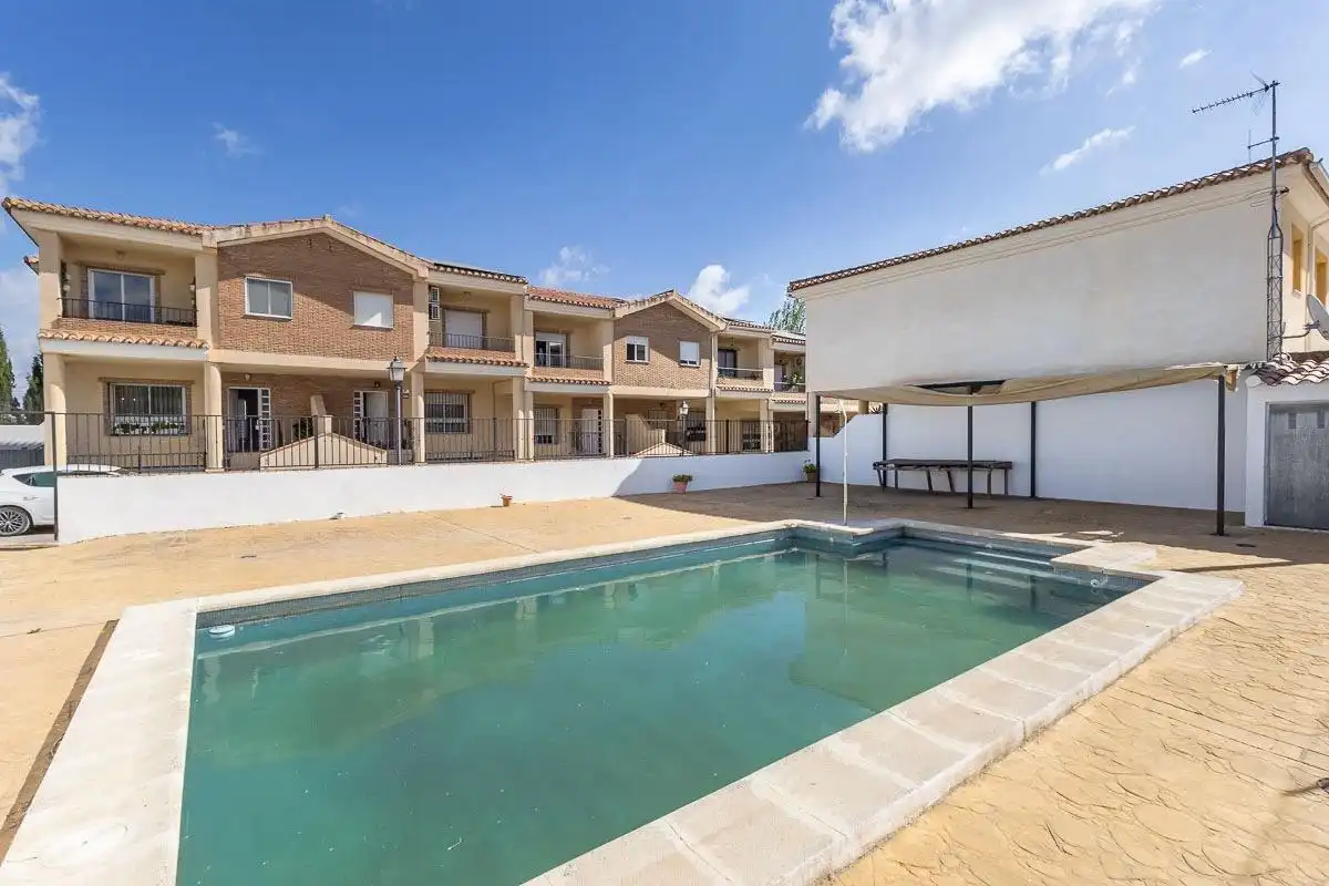 Schwimmbecken von Haus oder Chalet zum Verkauf in Ventas de Huelma mit Terrasse und Gemeinschaftspool